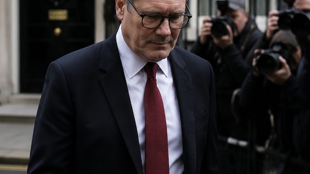 Britain's Political Landscape: Unpacking the Resignation of Keir Starmer