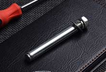 How to take out the expansion screw How to take out the expa
