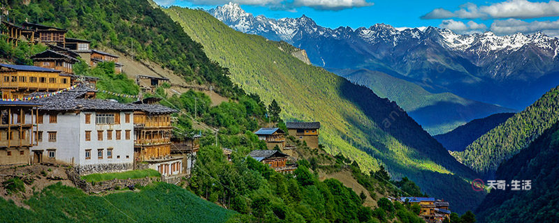 What do you need to prepare for hiking Yubeng