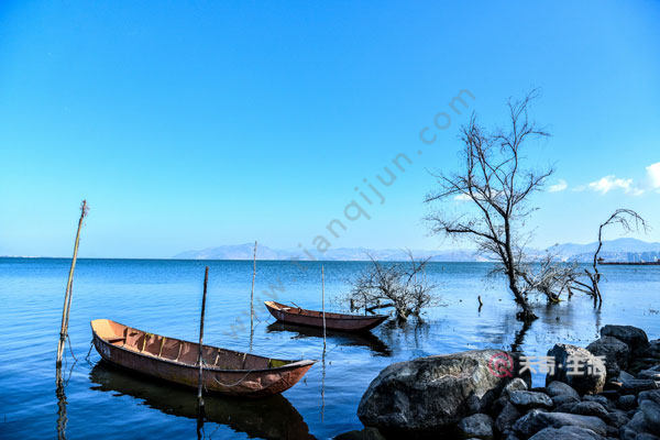 What are the scenic spots in Yunnan