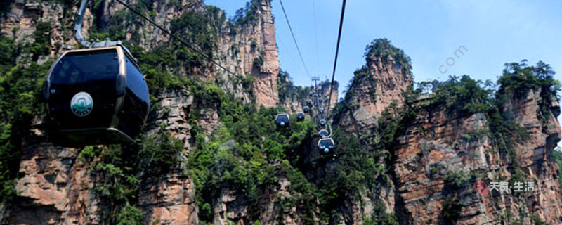 What does the Zhangjiajie ticket include
