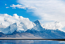 Is there snow in Jade Dragon Snow Mountain in July and Augus