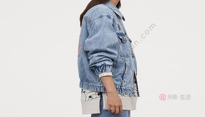 What jacket to wear with sweatpants in winter? What top to wear with sweatpants in winter?(图3) What kind of jacket should I wear with sweatpants in winter