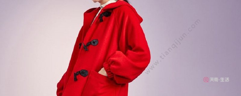 Horn button coat is suitable for age. Horn button coat is suitable for everyone.(图1) Horn button coat is suitable for ages